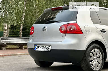 Хетчбек Volkswagen Golf 2008 в Вінниці