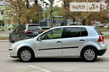 Хетчбек Volkswagen Golf 2008 в Вінниці