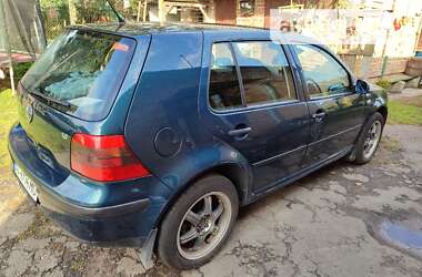 Хетчбек Volkswagen Golf 2001 в Львові