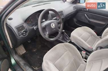 Універсал Volkswagen Golf 2001 в Києві