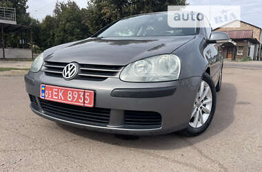 Хэтчбек Volkswagen Golf 2006 в Бахмаче