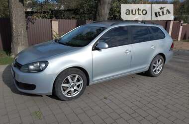 Універсал Volkswagen Golf 2010 в Львові