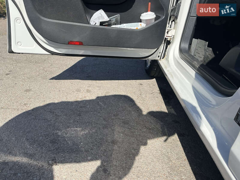 Універсал Volkswagen Golf 2011 в Чернігові