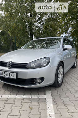 Універсал Volkswagen Golf 2011 в Києві