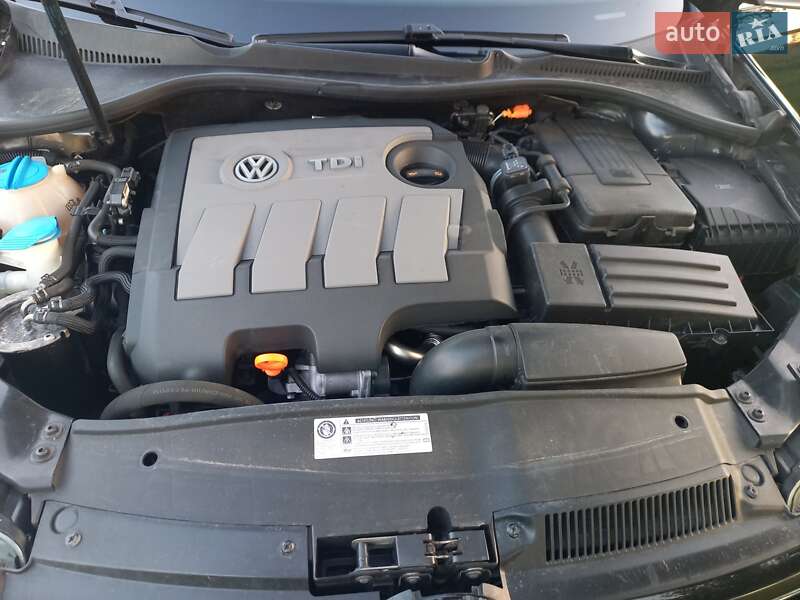 Универсал Volkswagen Golf 2011 в Киеве