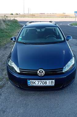 Универсал Volkswagen Golf 2011 в Дубно