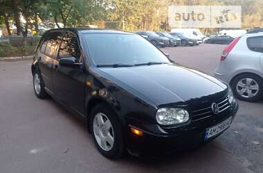 Хэтчбек Volkswagen Golf 2002 в Житомире