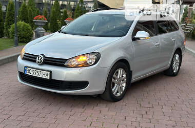 Універсал Volkswagen Golf 2013 в Стрию