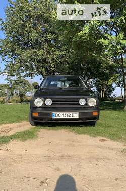 Хэтчбек Volkswagen Golf 1988 в Жовкве