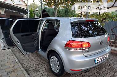 Хетчбек Volkswagen Golf 2009 в Мукачевому