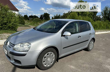 Хетчбек Volkswagen Golf 2006 в Острозі