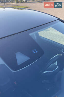 Хэтчбек Volkswagen Golf 2012 в 