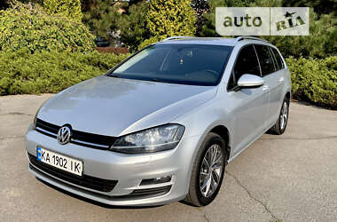 Універсал Volkswagen Golf 2014 в Полтаві