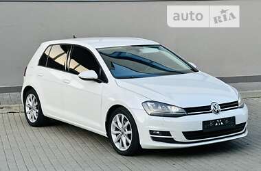 Хэтчбек Volkswagen Golf 2014 в Мукачево