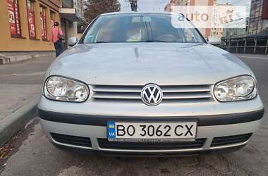 Хетчбек Volkswagen Golf 1999 в Тернополі