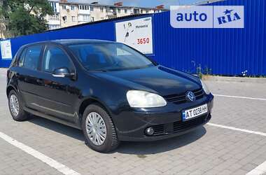 Хэтчбек Volkswagen Golf 2006 в Калуше