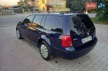 Универсал Volkswagen Golf 2002 в Теофиполе