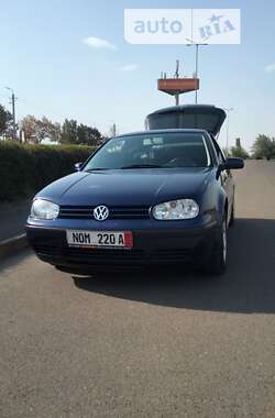 Хетчбек Volkswagen Golf 2001 в Кривому Розі