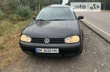 Хетчбек Volkswagen Golf 1999 в Кременці