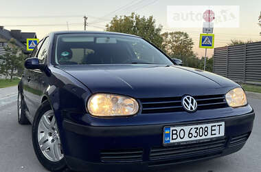 Хэтчбек Volkswagen Golf 2001 в Тернополе