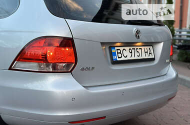 Універсал Volkswagen Golf 2013 в Стрию