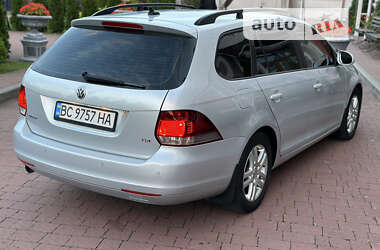 Універсал Volkswagen Golf 2013 в Стрию