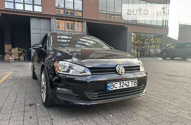 Хэтчбек Volkswagen Golf 2016 в Львове