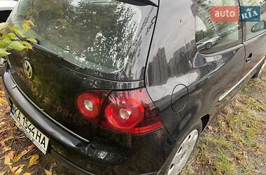 Хэтчбек Volkswagen Golf 2008 в Киеве