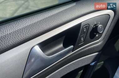Универсал Volkswagen Golf 2015 в 
