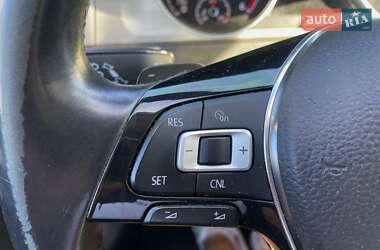 Универсал Volkswagen Golf 2015 в 