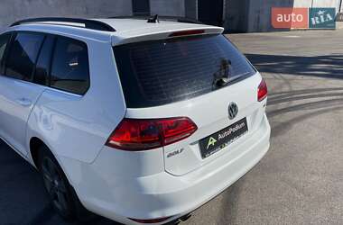 Универсал Volkswagen Golf 2015 в 