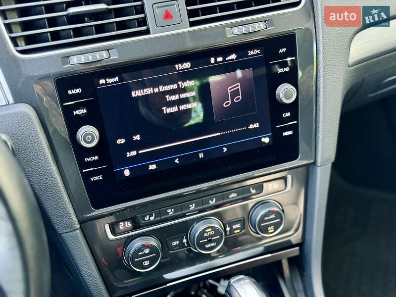 Хэтчбек Volkswagen Golf 2019 в Кропивницком