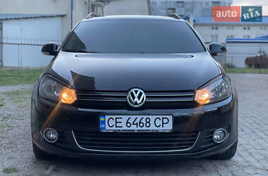 Универсал Volkswagen Golf 2010 в Черновцах