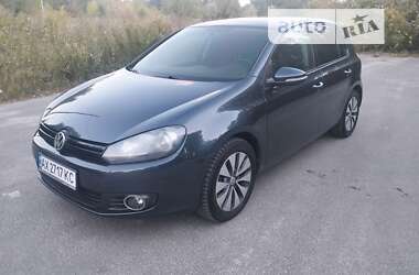 Хэтчбек Volkswagen Golf 2010 в Переяславе