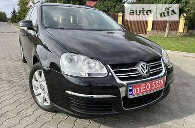 Універсал Volkswagen Golf 2008 в Луцьку