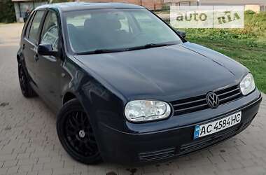 Хетчбек Volkswagen Golf 1998 в Луцьку