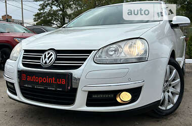 Універсал Volkswagen Golf 2009 в Сумах