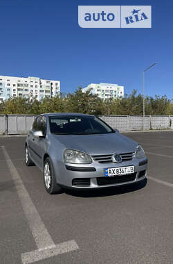 Хэтчбек Volkswagen Golf 2003 в Харькове