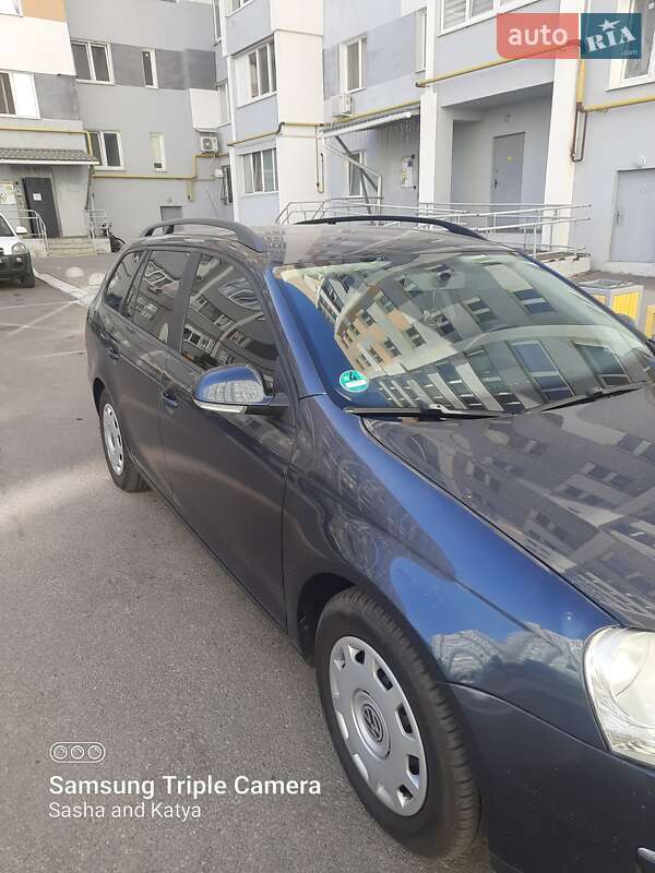 Універсал Volkswagen Golf 2008 в Харкові
