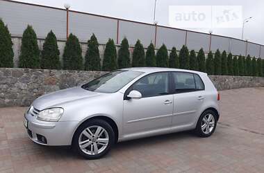 Хэтчбек Volkswagen Golf 2006 в Виннице