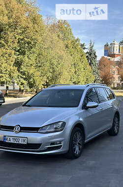 Універсал Volkswagen Golf 2014 в Полтаві