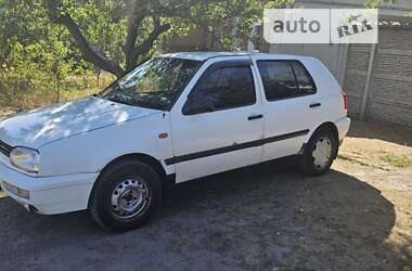 Хэтчбек Volkswagen Golf 1997 в Харькове