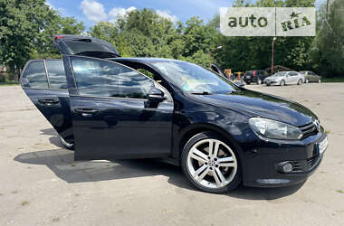 Хетчбек Volkswagen Golf 2010 в Вінниці