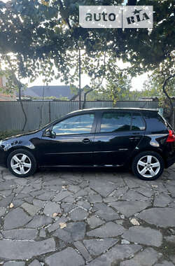 Хетчбек Volkswagen Golf 2009 в Мукачевому