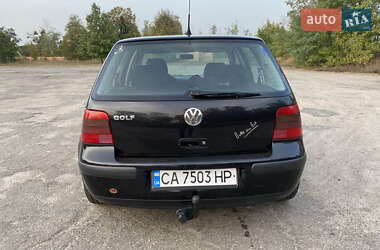 Хэтчбек Volkswagen Golf 2000 в Катеринополе