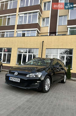 Універсал Volkswagen Golf 2014 в Житомирі