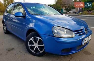 Хэтчбек Volkswagen Golf 2003 в Николаеве