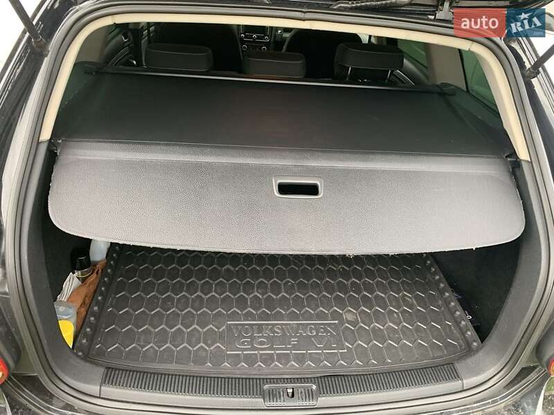 Универсал Volkswagen Golf 2013 в Гусятине