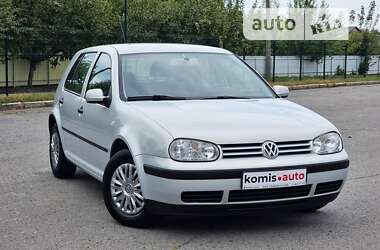 Хетчбек Volkswagen Golf 2000 в Хмельницькому