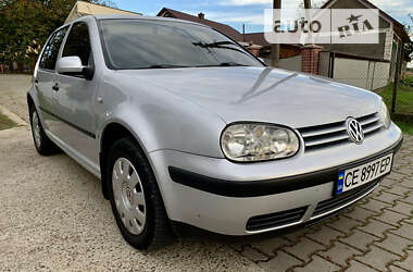 Хэтчбек Volkswagen Golf 2000 в Черновцах